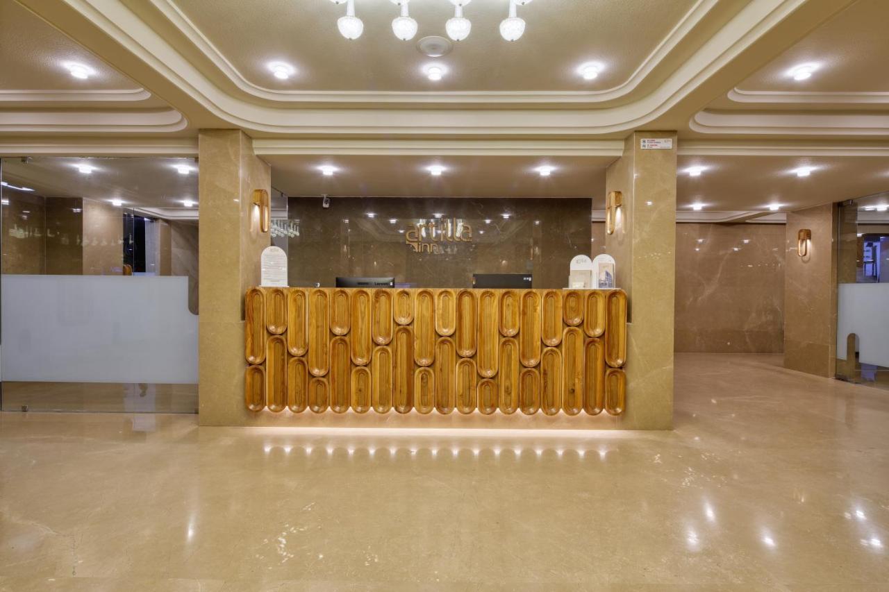 Artilla Inn Ahmedabad Exterior photo
